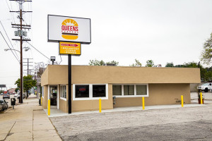 Queens Burgers food