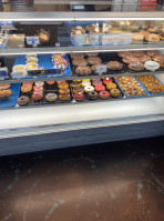Luna Café Donuts And More food
