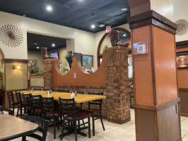 EL Patio Mexican Restaurant inside