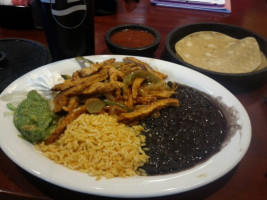 Del Lobo Mexican Grill food