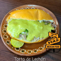 Las Vias! Mexican Food food