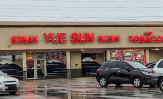 Yue Sun Japanese Steakhouse outside