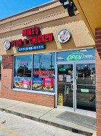 Mikes Fish And Chicken inside
