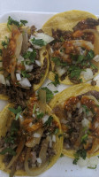 Tacos El Trivi food