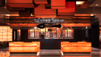 Wicked Spoon inside