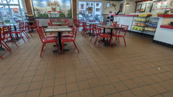 Firehouse Subs Grandview inside