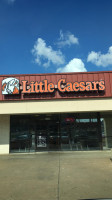 Little Caesars Pizza outside