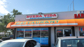 Buena Vida outside