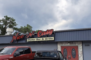 Nice And Easy Oyster Bar And Grill outside