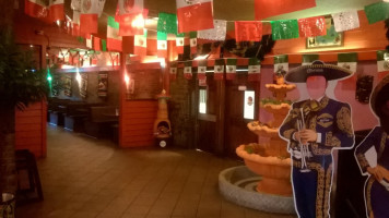 Los Magueyes Mexican Grill inside