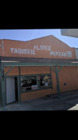 Taqueria Uruapan food