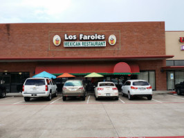 Los Faroles Mexican inside