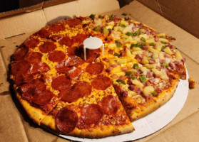 Pizza Pit food