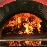 Krakelen Wood Fired Pizza inside