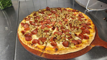 Table Rock Pizza food