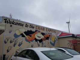 The Crab Place food