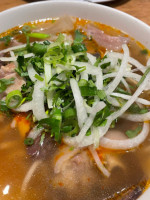 Tèo Bun Bo Hue food