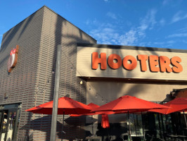 Hooters Of South Gate outside