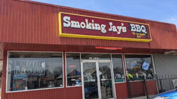 Smoking Jay’s BBQ outside