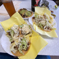 Tijuana's Tacos food