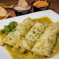 El Primo Mexican Food food