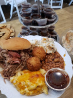 Barking Pig Bbq food