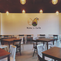 Moma's Cafe inside