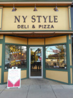 Ny Style Deli Pizza outside