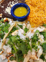 El Fenix Mexican Restaurants food
