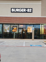 Burger 82 food