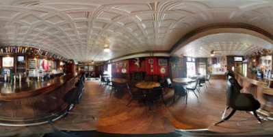 Dawson Street Pub inside