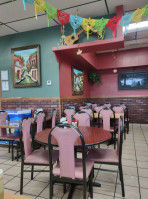 Tacos Del Norte inside