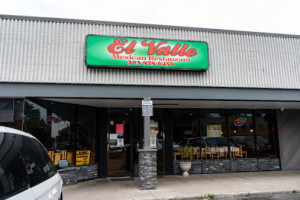 EL Valle Mexican Restaurant outside