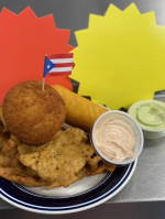 Carmen's Sabor Latino food