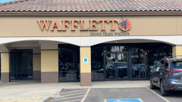 Waffletto Coffee Waffles outside