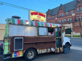 Tacos Los Potrillos outside