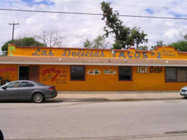 Las Delicias Tacos #2 outside