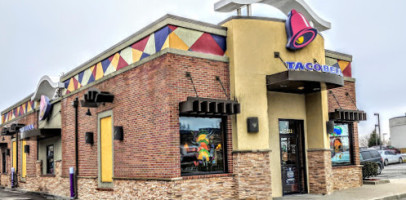 Taco Bell outside