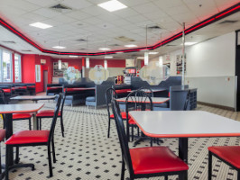 Steak N Shake inside