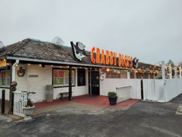 Crabby Dick's outside
