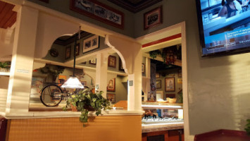 Mazzio's Italian Eatery inside