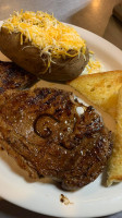Guy's Catfish And Steakhouse food