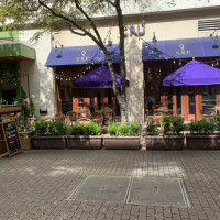 CRU Food Wine Bar 2nd Street Downtown Austin outside