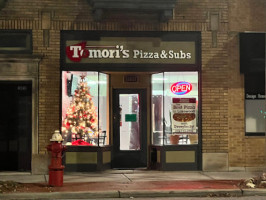 Tomori's Pizza Subs inside