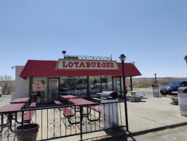 Blake's Lotaburger outside