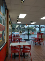 Firehouse Subs Heritage Plaza outside