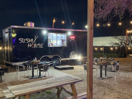 Sushi House Texas inside