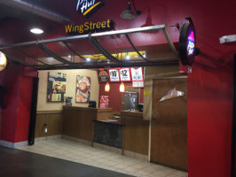 Pizza Hut inside