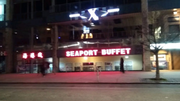 Seaport Buffet food