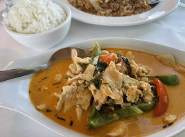 Tusk Thai Cuisine food